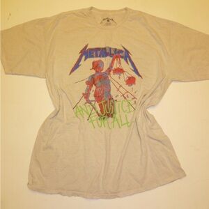 Metallica Band Graphic Tee